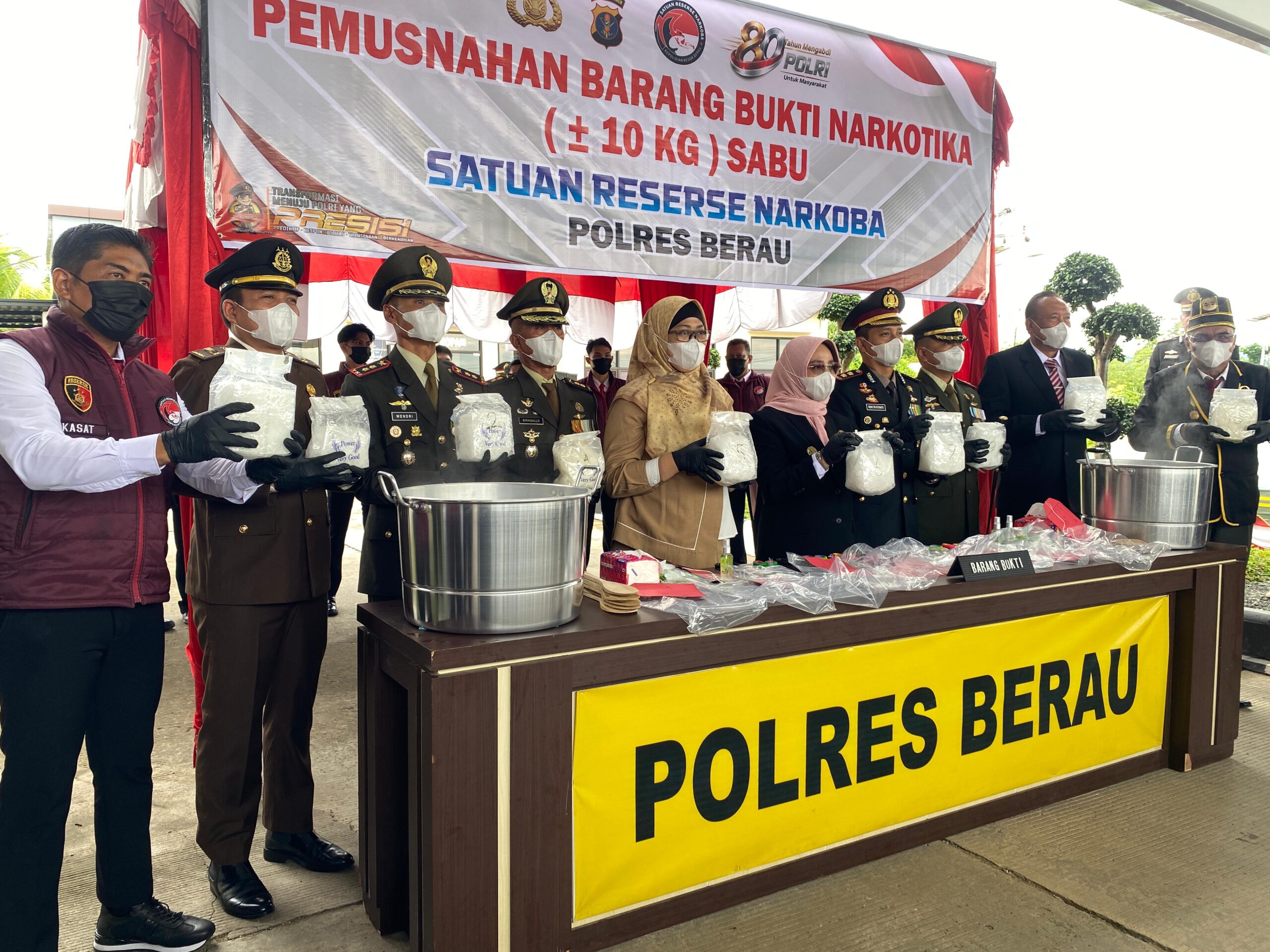 Pemusnahan 10 Kg Sabu Warnai Peringatan HUT Bhayangkara ke-80 di Berau, Polisi Ungkap Perjalanan Kasusnya